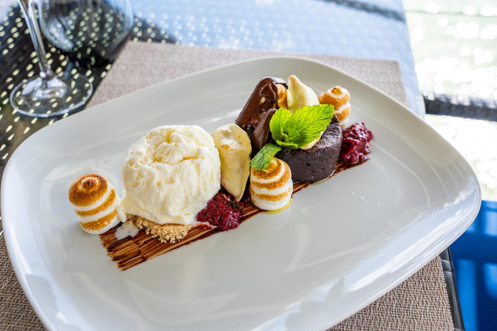 Le Nautique Waterfront Hotel La Digue Εξωτερικό φωτογραφία